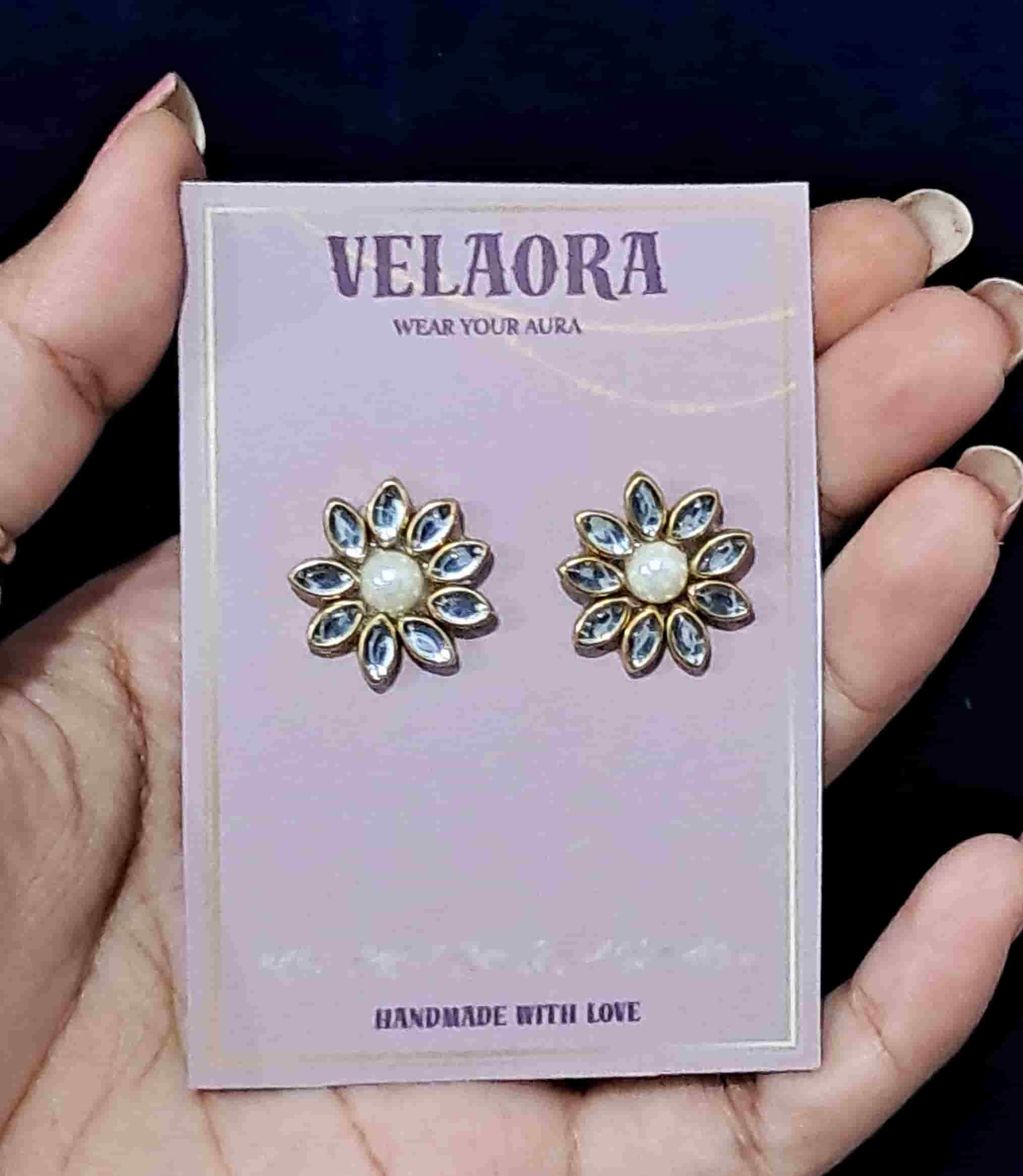 Padmavati Kundan by Velaora Jewels